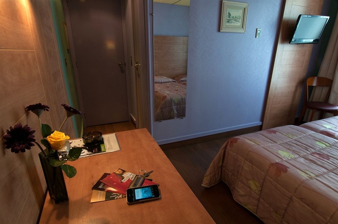 Imagen de la habitación del Hotel Palma Hotel, P&egrave;re Lachaise. Foto 4