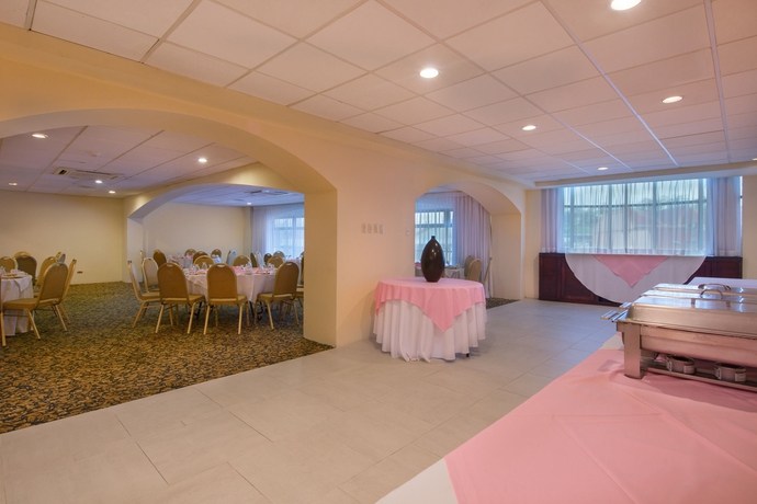 Imagen de los interiores del Hotel Palma Real. Foto 11