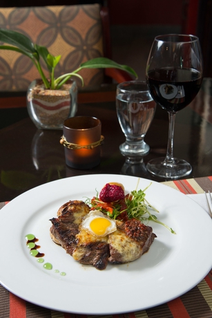 Imagen del bar/restaurante del Hotel Palma Real. Foto 5