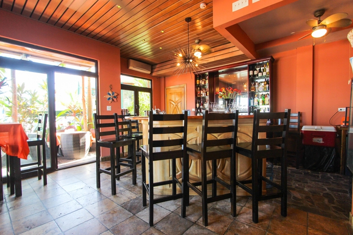 Imagen del bar/restaurante del Hotel Palma Royale, Bocas del Toro. Foto 3