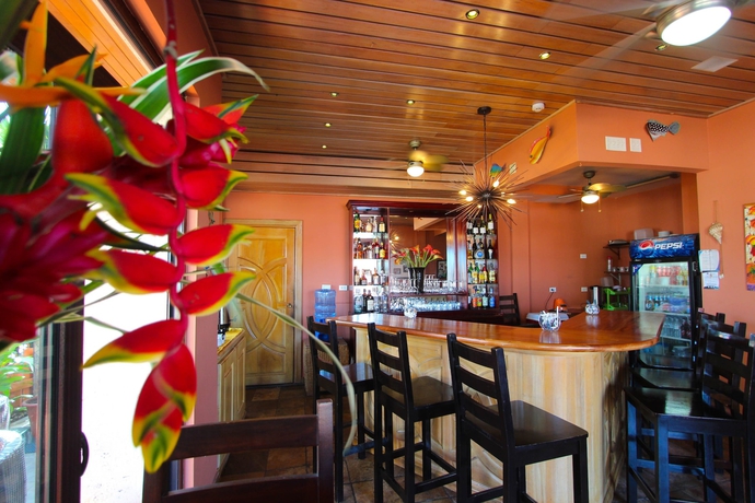 Imagen del bar/restaurante del Hotel Palma Royale, Bocas del Toro. Foto 5