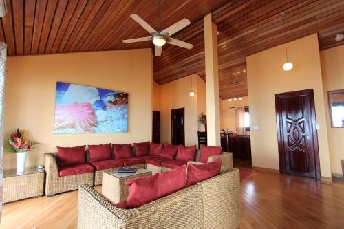 Imagen de la habitación del Hotel Palma Royale, Bocas del Toro. Foto 9