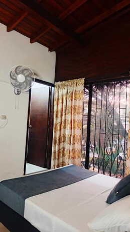 Imagen de la habitación del Hotel Palma Sevilla Medellin. Foto 3