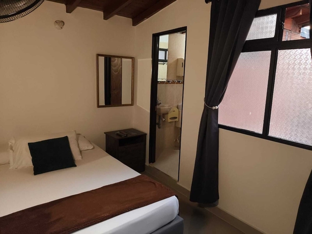 Imagen de la habitación del Hotel Palma Sevilla Medellin. Foto 11