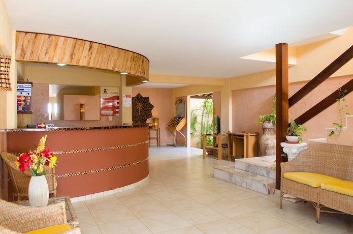 Imagen de los interiores del Hotel Palmanova. Foto 18