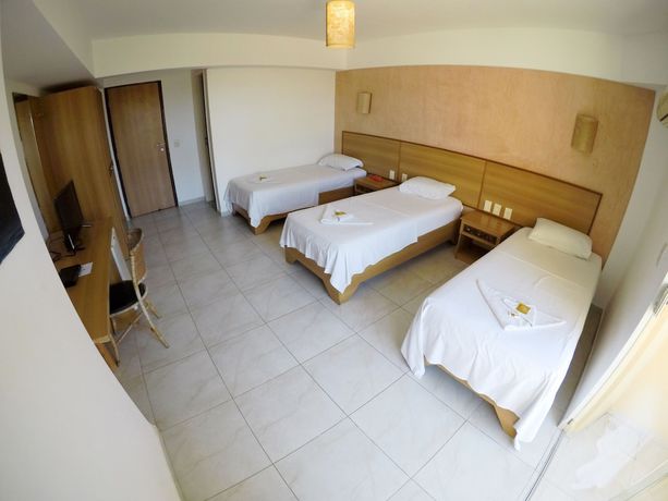 Imagen de la habitación del Hotel Palmanova. Foto 13
