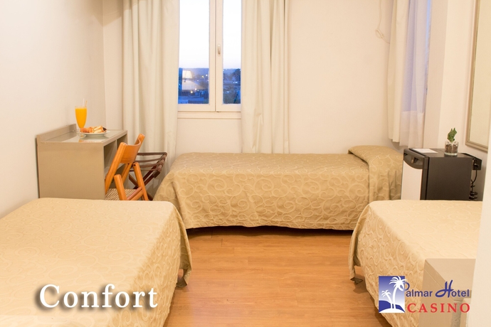 Imagen de la habitación del Hotel Palmar Casino. Foto 4