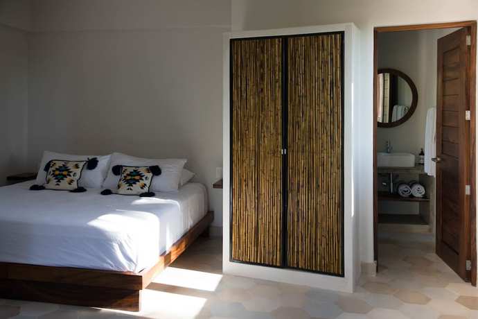 Imagen de la habitación del Hotel Pal.mar Tropical. Foto 14