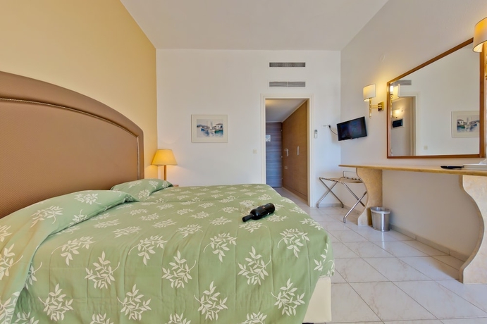 Imagen de la habitación del Hotel Palmariva Beach by Anayia All Inclusive Resorts. Foto 7