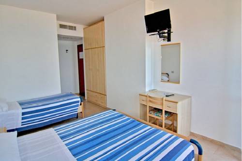 Imagen de la habitación del Hotel Palmarosa. Foto 7