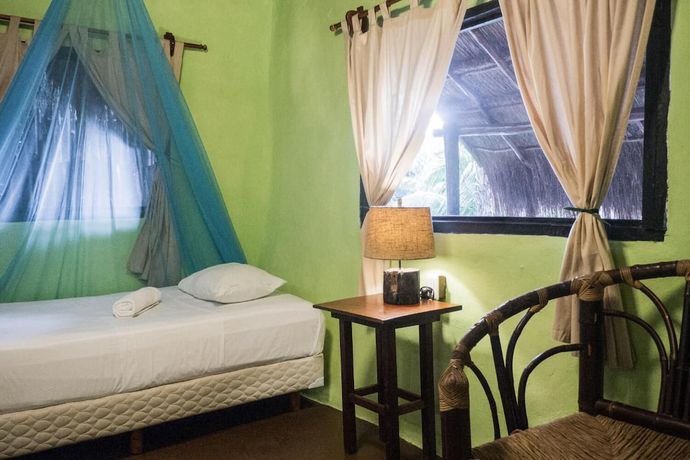 Imagen de la habitación del Hotel Palmas. Foto 4