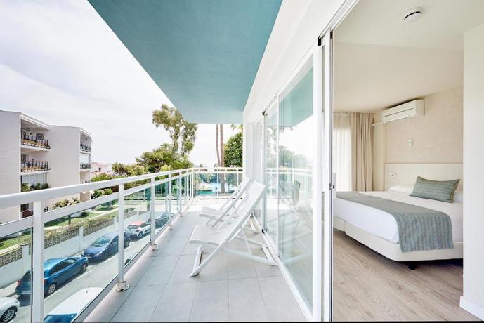 Imagen de la habitación del Hotel Palmasol, Benalm&aacute;dena. Foto 9
