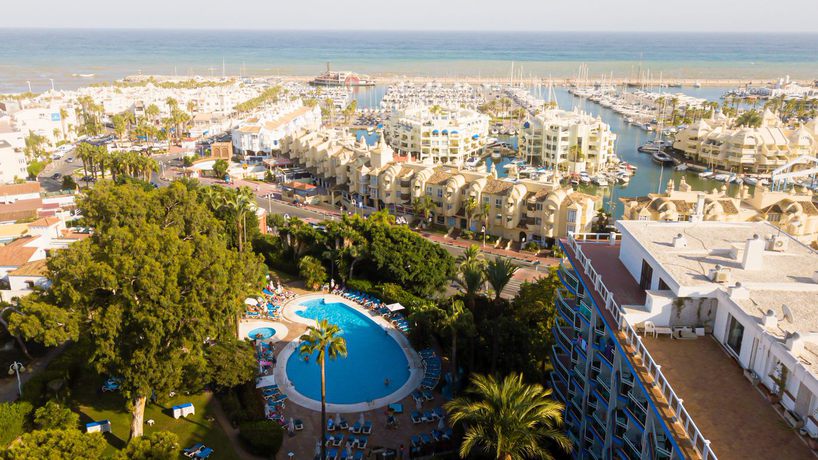 Imagen de los exteriores del Hotel Palmasol, Benalm&aacute;dena. Foto 10