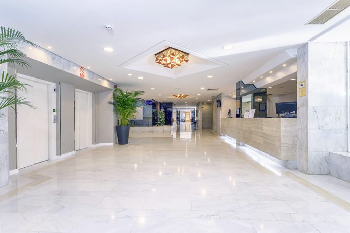 Imagen de los interiores del Hotel Palmasol, Benalm&aacute;dena. Foto 11