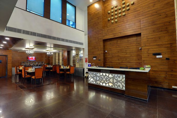 Imagen general del Hotel Palmdale. Foto 1