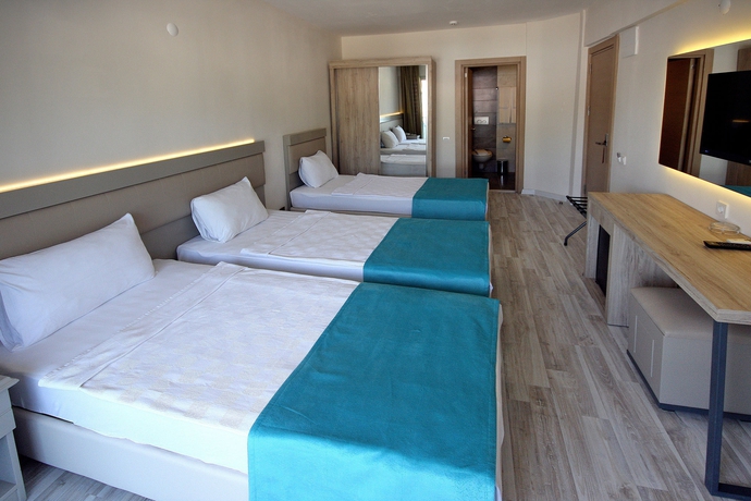 Imagen de la habitación del Hotel Palmea. Foto 5