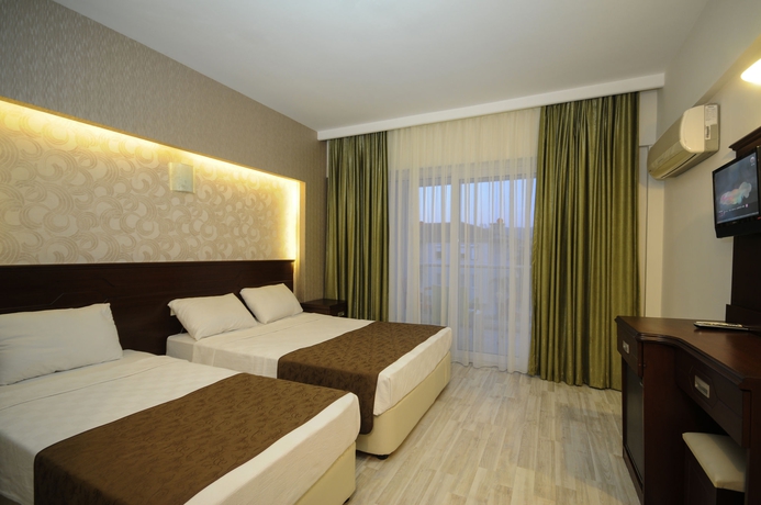 Imagen de la habitación del Hotel Palmea. Foto 7