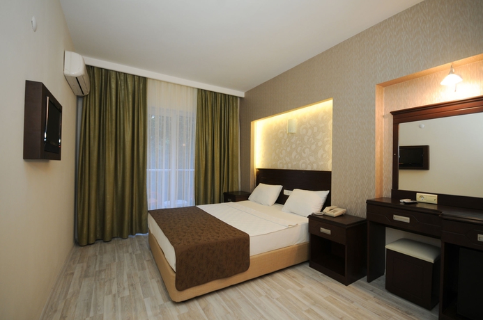 Imagen de la habitación del Hotel Palmea. Foto 8