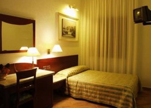 Imagen de la habitación del Hotel Palmed. Foto 4