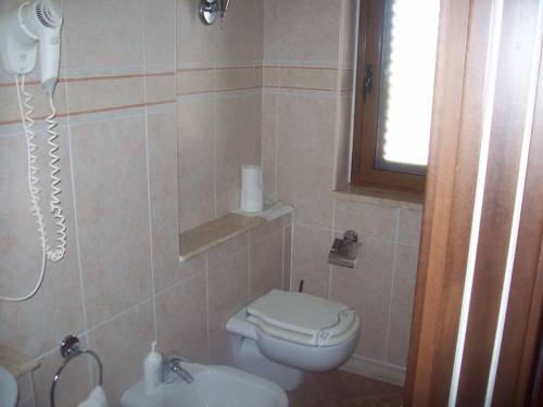 Imagen de la habitación del Hotel Palmed. Foto 9