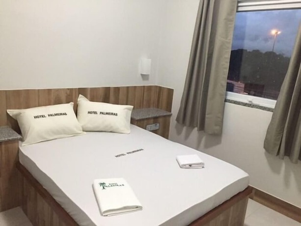 Imagen de la habitación del Hotel Palmeiras, Duque de Caxias. Foto 32