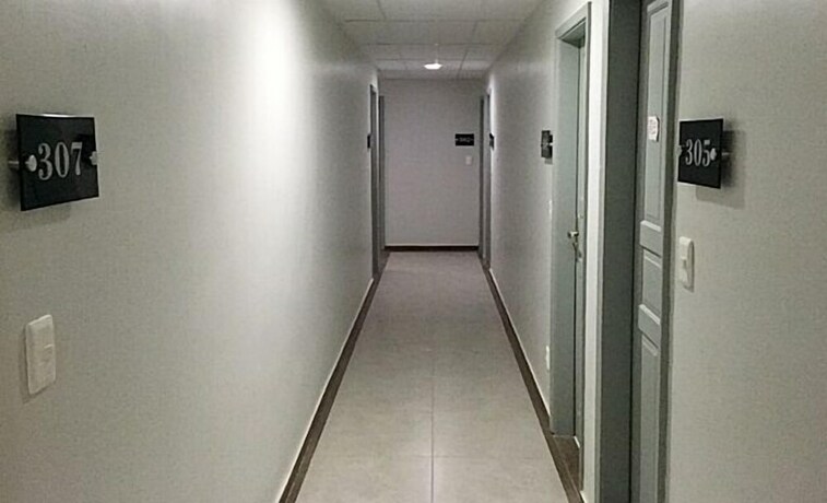 Imagen de los interiores del Hotel Palmeiras, Duque de Caxias. Foto 37