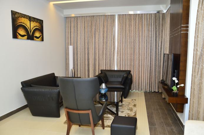 Imagen de la habitación del Hotel Palmeiras Suite. Foto 10