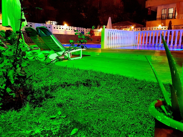 Imagen de los exteriores del Hotel Palmen Apart. Foto 3