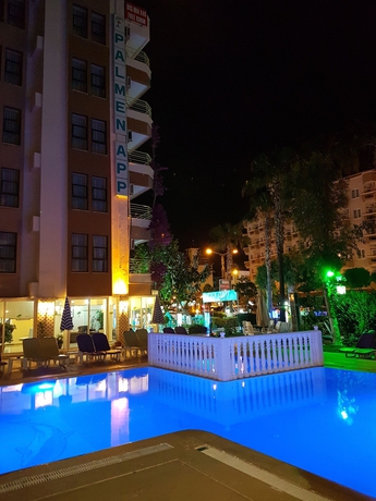 Imagen de la piscina del Hotel Palmen Apart. Foto 9