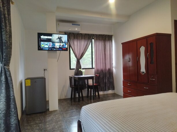 Imagen general del Hotel Palmendros hosteria. Foto 3