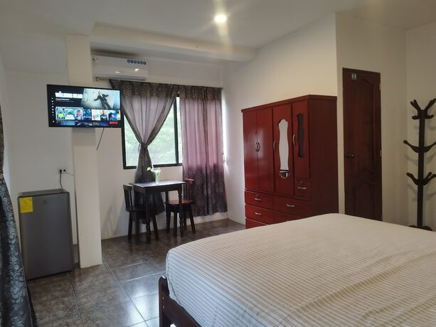 Imagen de la habitación del Hotel Palmendros hosteria. Foto 12