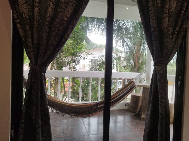 Imagen general del Hotel Palmendros hosteria. Foto 8