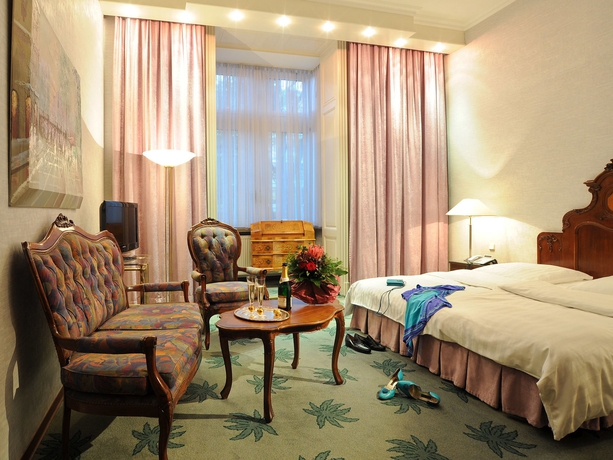 Imagen de los interiores del Hotel Palmenhof. Foto 16