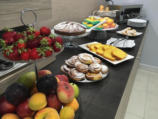 Imagen del bar/restaurante del Hotel Palmensis. Foto 4