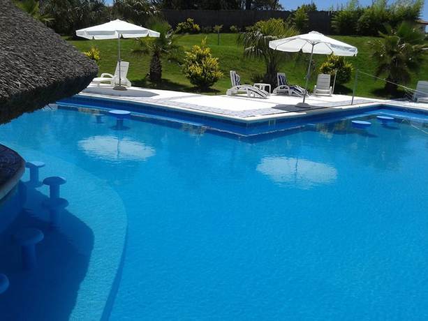 Imagen de la piscina del Hotel Palmera Beach, Chihuahua. Foto 19