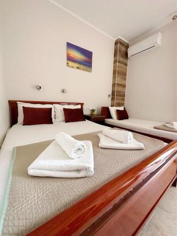 Imagen general del Hotel Palmera Sarti. Foto 14