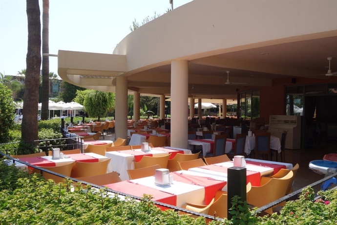 Imagen general del Hotel Palmeras Beach. Foto 6