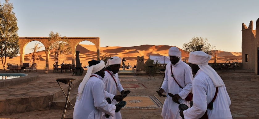 Imagen de los exteriores del Hotel Palmeras Y Dunas. Foto 11