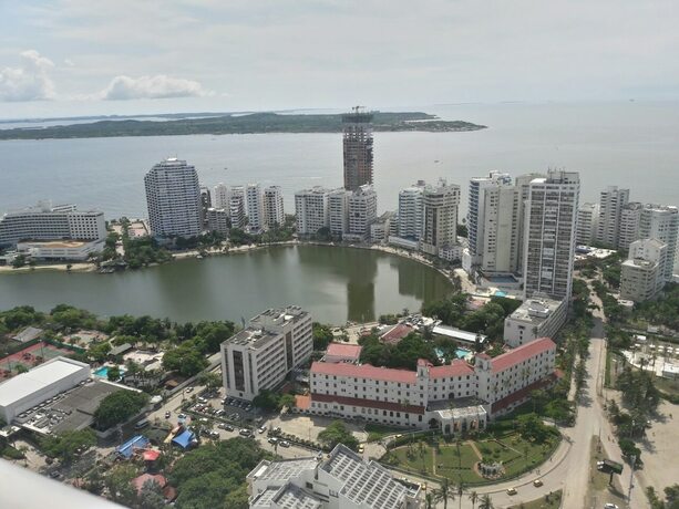 Imagen general del Hotel Palmetto Beach. Foto 15