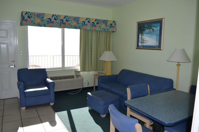 Imagen de la habitación del Hotel Palmetto Beachfront, A By The Sea Resort. Foto 7