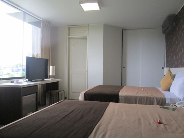 Imagen de los interiores del Hotel Palmetto La Perla. Foto 13