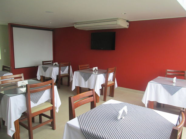 Imagen de los interiores del Hotel Palmetto La Perla. Foto 16