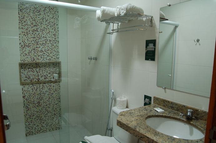 Imagen de la habitación del Hotel Palmier and Conven&ccedil;&otilde;es. Foto 10