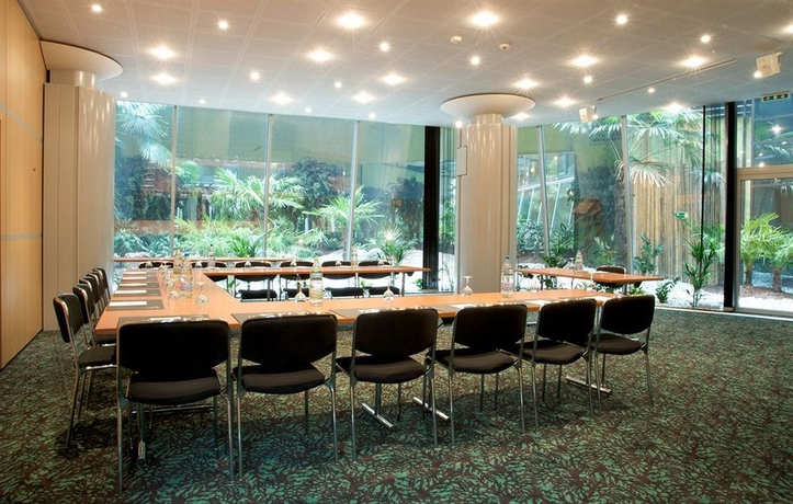 Imagen de los interiores del Hotel Palmiers By Fassbind. Foto 16