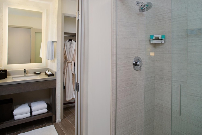 Imagen de la habitación del Hotel Palmoro House. Foto 15