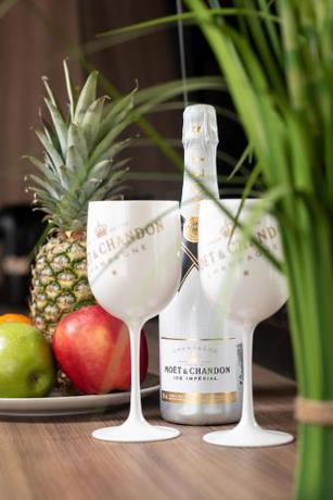 Imagen de la habitación del Hotel Palms Beach Kiten. Foto 19