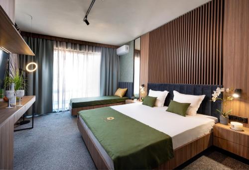 Imagen general del Hotel Palms Beach Kiten. Foto 9