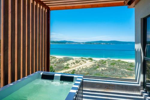 Imagen general del Hotel Palms Beach Kiten. Foto 14