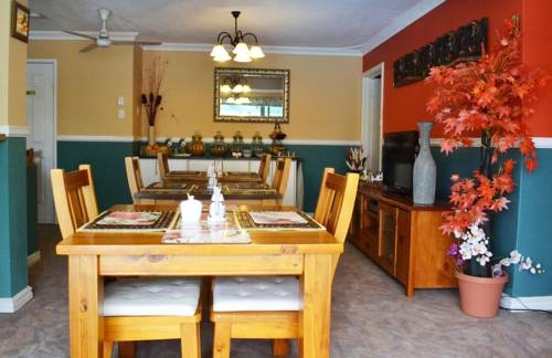 Imagen general del Hotel Palms Bed and Breakfast. Foto 12
