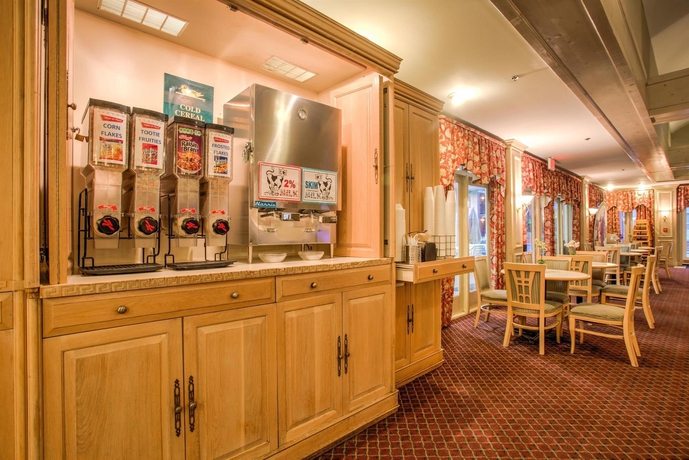 Imagen del bar/restaurante del Hotel Palms Hotel and Villas. Foto 7